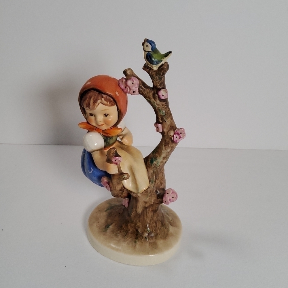 HUMMEL APPLE TREE GIRL With Blue Bird